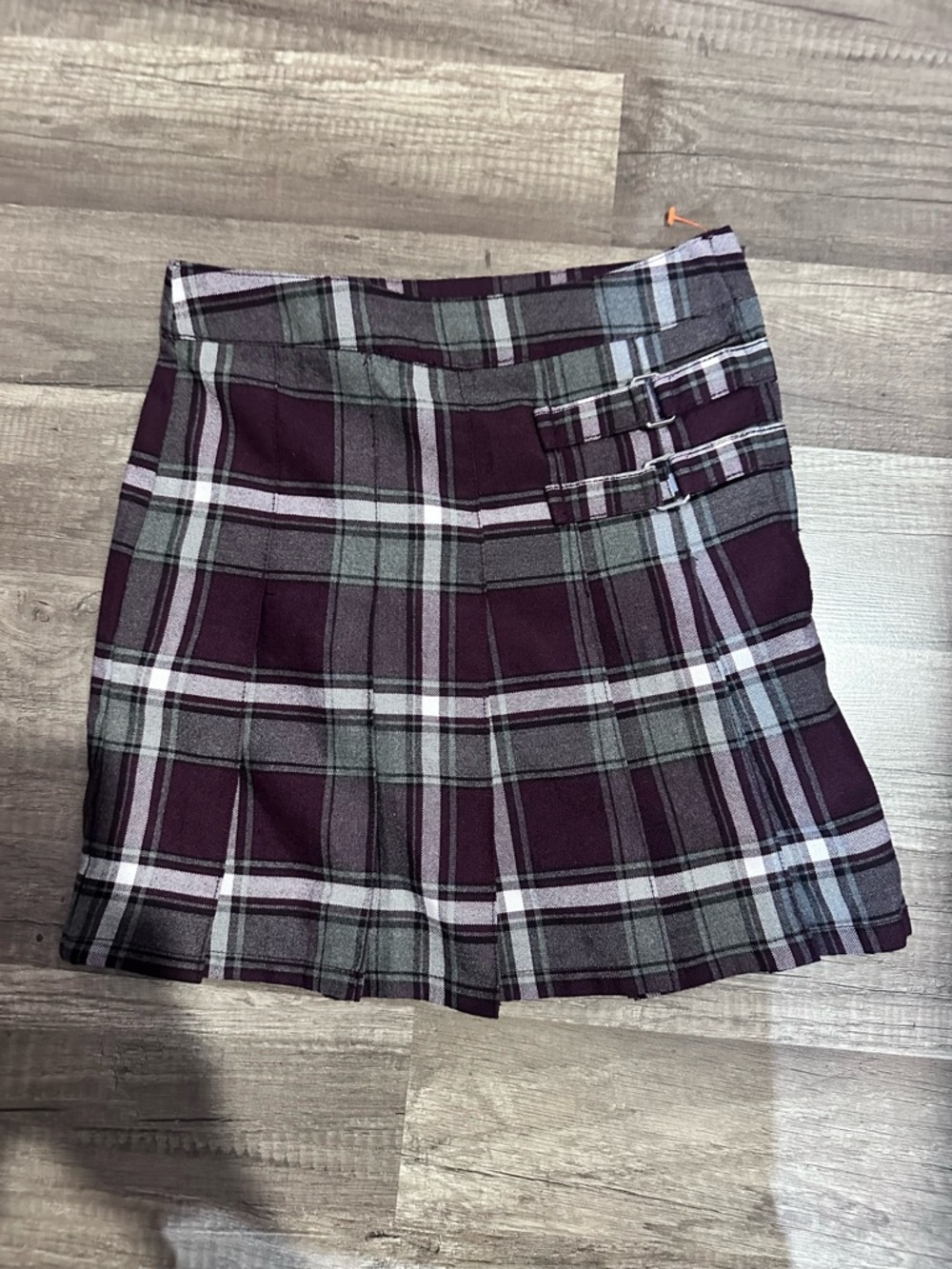 French Toast Burgundy and Gray Plaid Pleated Mini Skort size 7 new